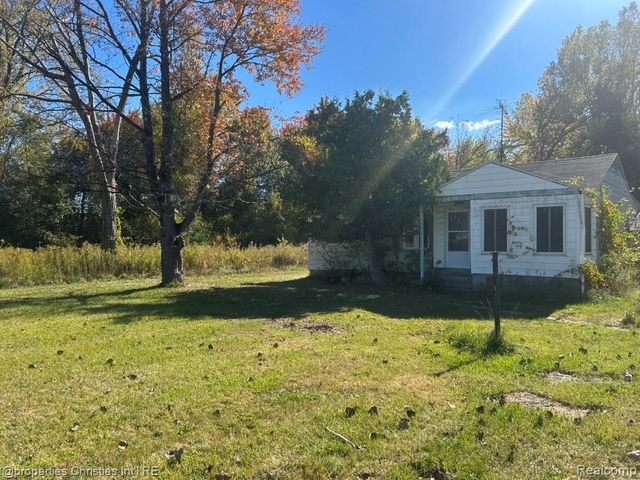 3369 Dove Road, Port Huron, MI 48060