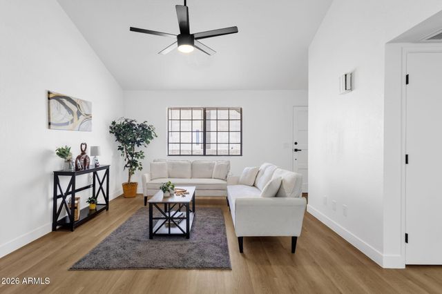 2020 W UNION HILLS Drive 258, Phoenix, AZ 85027