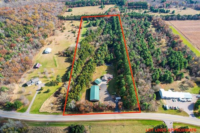 E8359 County Road H, Wisconsin Dells, WI 53965