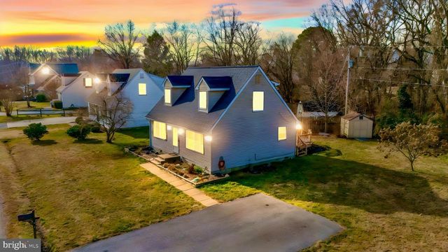 211 STATE ST, Stevensville, MD 21666