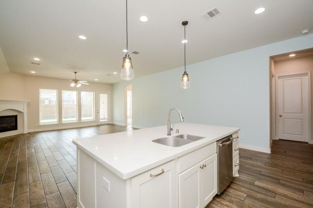 28127 Knight Peak Drive, Spring, TX 77386