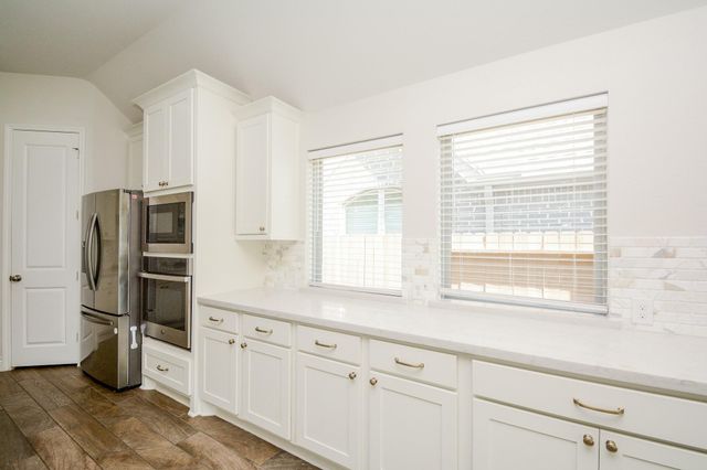 28127 Knight Peak Drive, Spring, TX 77386