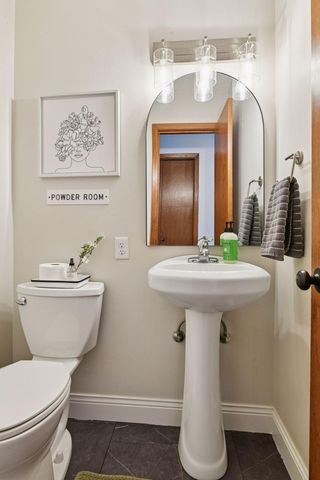 317 W 4th Street, Waconia, MN 55387