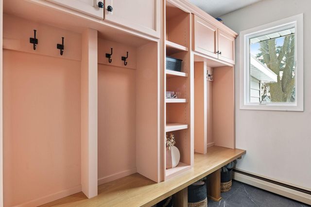 317 W 4th Street, Waconia, MN 55387