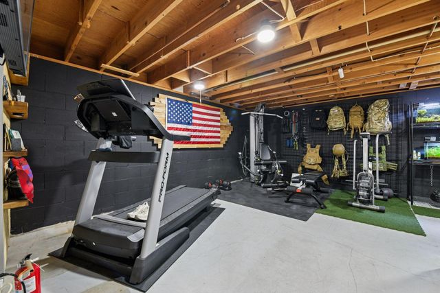 317 W 4th Street, Waconia, MN 55387