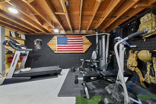 317 W 4th Street, Waconia, MN 55387