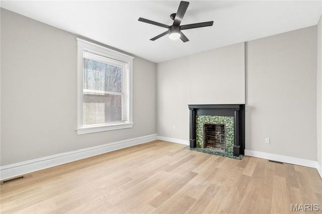 3633 Nebraska Avenue, St Louis, MO 63118