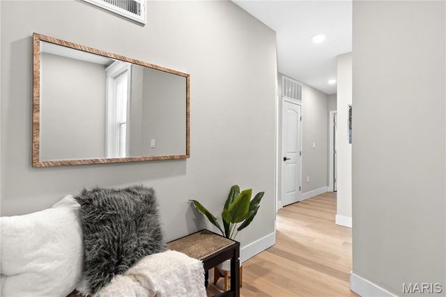 3633 Nebraska Avenue, St Louis, MO 63118