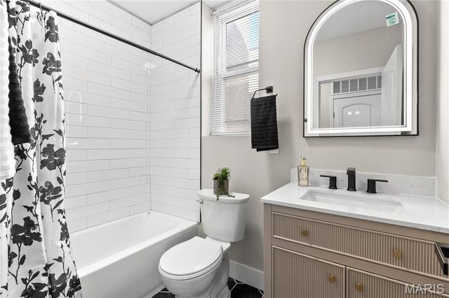 3633 Nebraska Avenue, St Louis, MO 63118