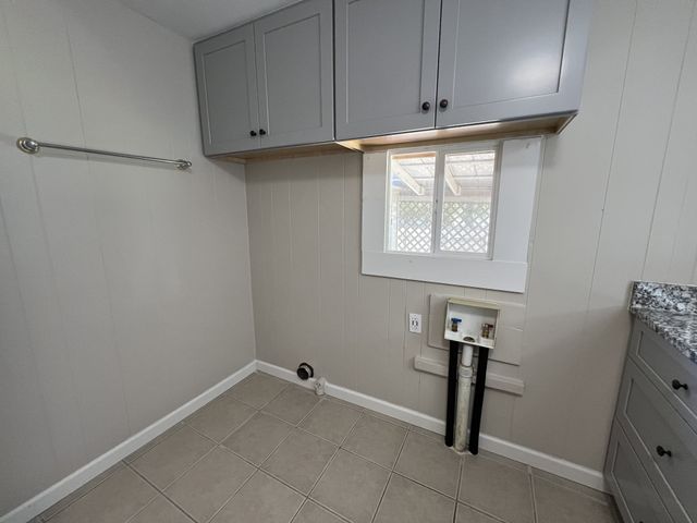 809 Colfax Dr, SE, Nashville, TN 37214