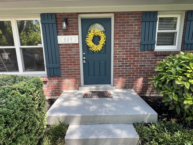 809 Colfax Dr, SE, Nashville, TN 37214