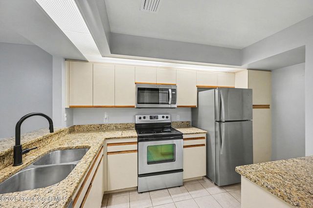 955 Country Club Drive 111, Titusville, FL 32780