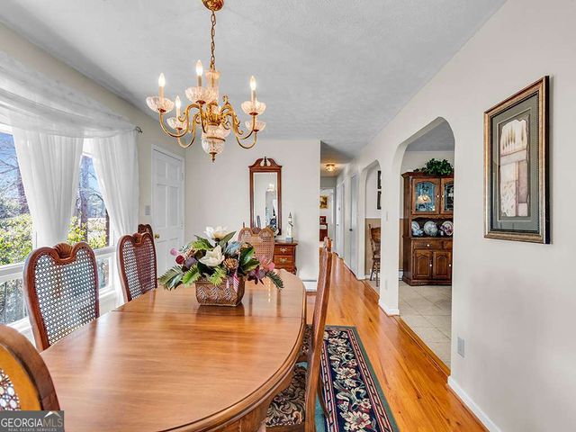 3252 Trickum Road, Woodstock, GA 30188