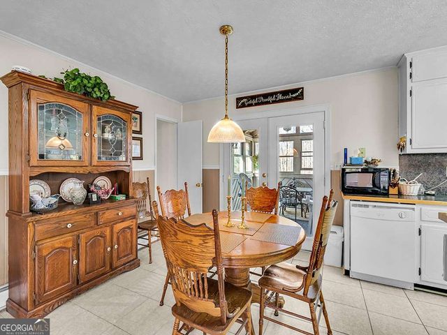 3252 Trickum Road, Woodstock, GA 30188