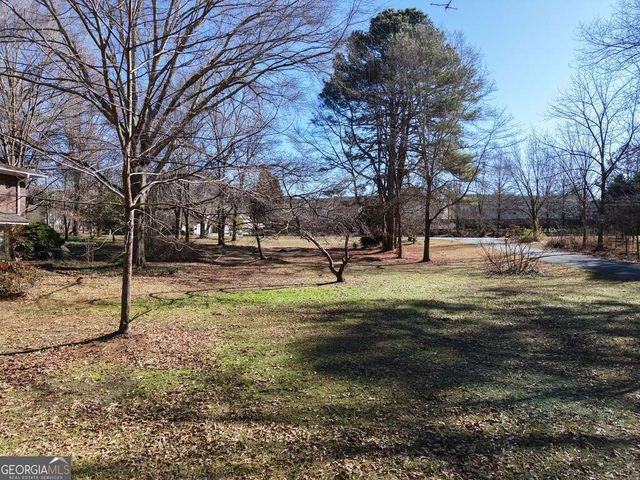 3252 Trickum Road, Woodstock, GA 30188