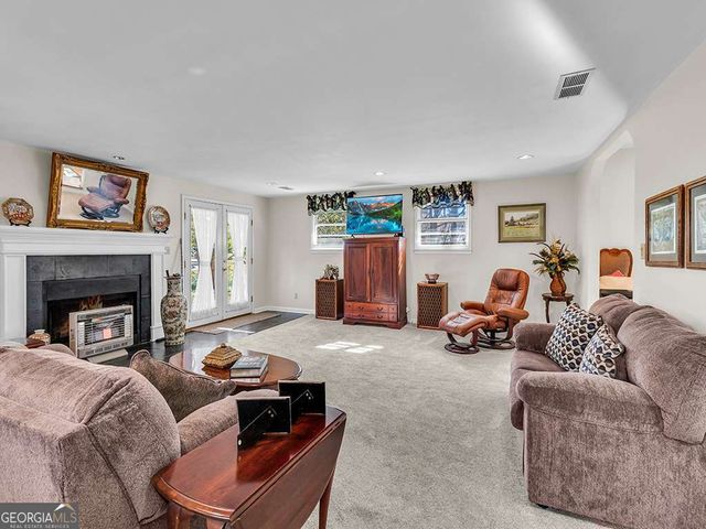 3252 Trickum Road, Woodstock, GA 30188