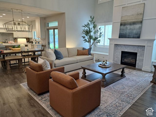12732 S MERRYVALE CIR, Riverton, UT 84065
