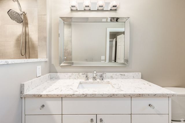 2543 E CLIFF SWALLOW DR, Sandy, UT 84093