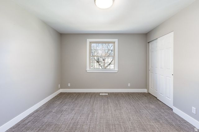 2543 E CLIFF SWALLOW DR, Sandy, UT 84093