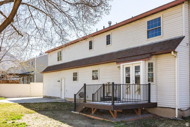 2543 E CLIFF SWALLOW DR, Sandy, UT 84093