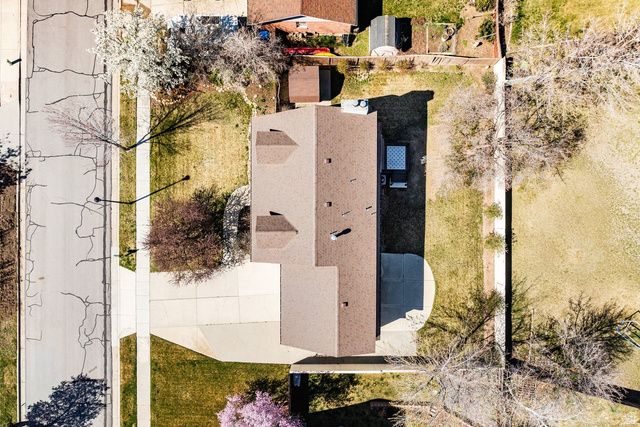 2543 E CLIFF SWALLOW DR, Sandy, UT 84093