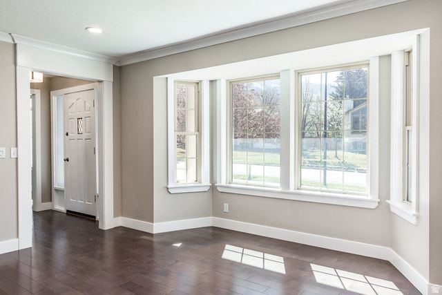 2543 E CLIFF SWALLOW DR, Sandy, UT 84093