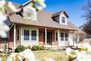 2543 E CLIFF SWALLOW DR, Sandy, UT 84093