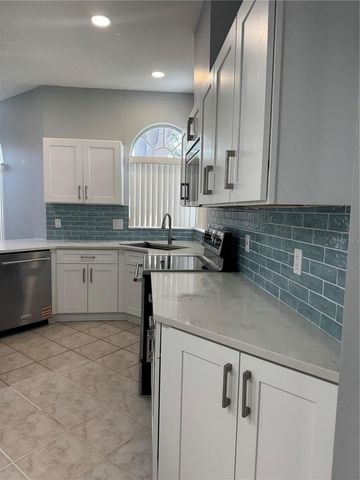 5754 PARKVIEW LAKE DRIVE, Orlando, FL 32821