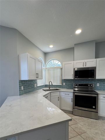 5754 PARKVIEW LAKE DRIVE, Orlando, FL 32821