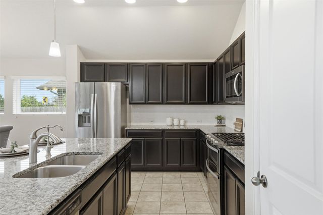 276 Gunnison WAY, Kyle, TX 78640