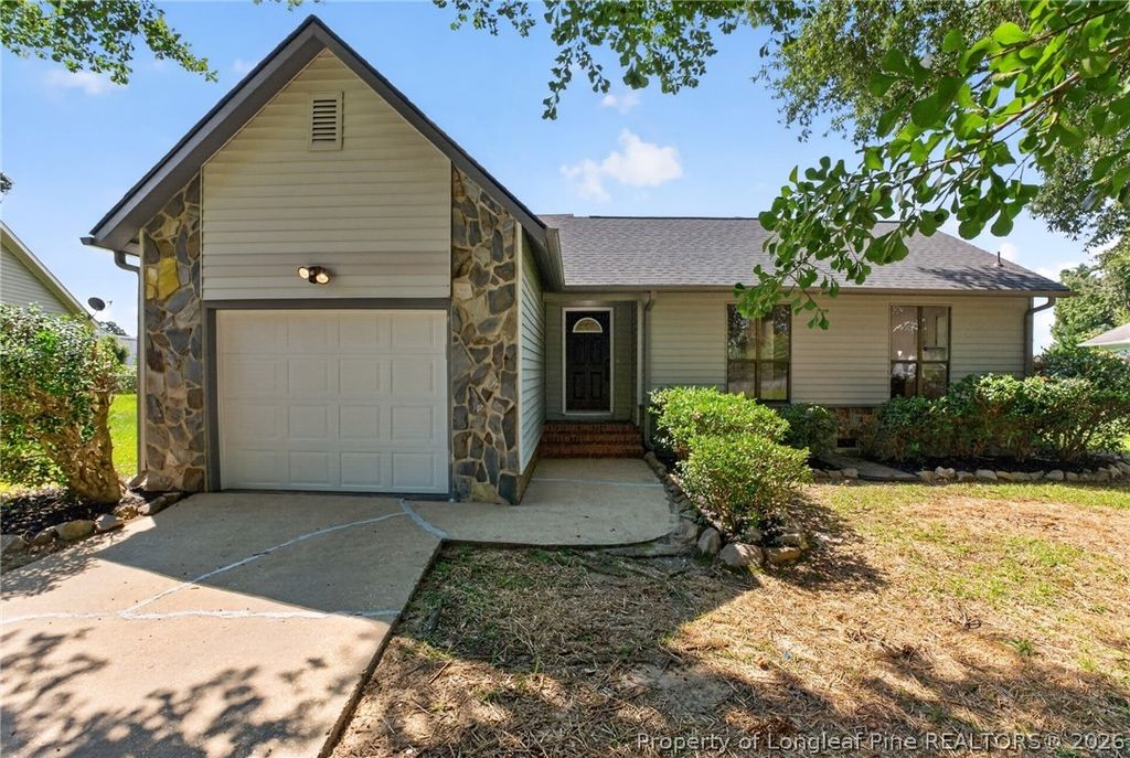 7109 Canary Drive, Fayetteville, NC 28314 — exterior