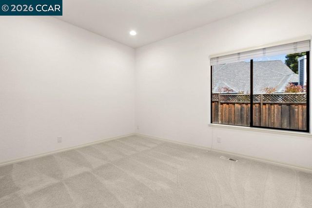 306 Maverick Ct, Lafayette, CA 94549