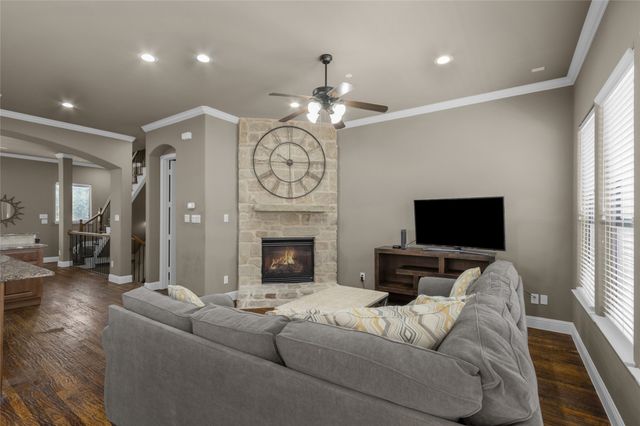 5724 Robbie Road, Plano, TX 75024