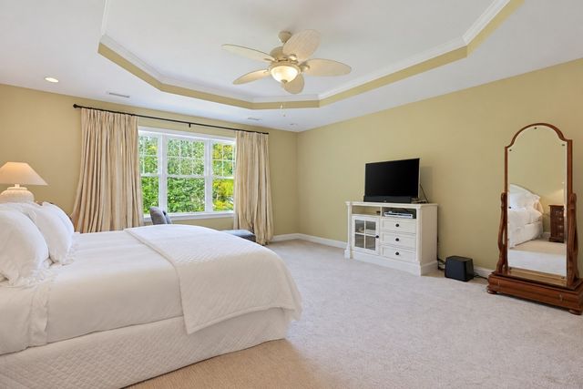 5 Walden Way 5, Milford, MA 01757