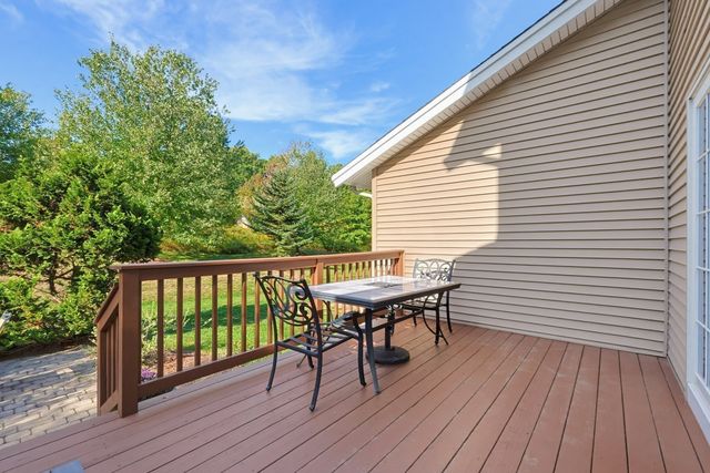 5 Walden Way 5, Milford, MA 01757