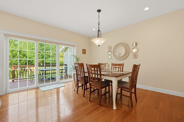 5 Walden Way 5, Milford, MA 01757