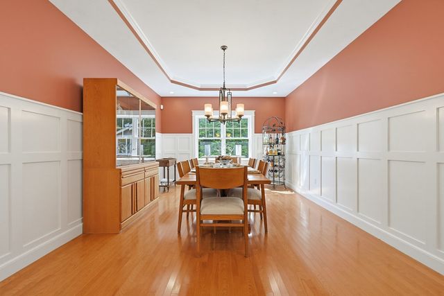 5 Walden Way 5, Milford, MA 01757