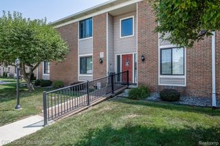 1660 River Road 38, Marysville, MI 48040