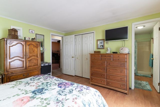 116 Spencer Rd, Oakham, MA 01068