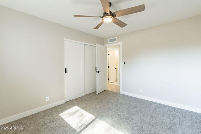 8202 E PICCADILLY Road, Scottsdale, AZ 85251