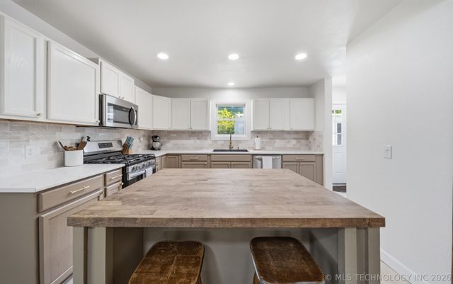 411 N Hodge Street, Sapulpa, OK 74066