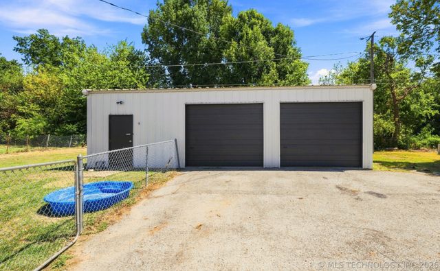 411 N Hodge Street, Sapulpa, OK 74066