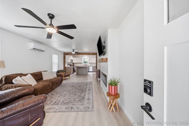 411 N Hodge Street, Sapulpa, OK 74066