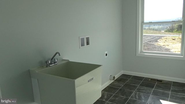 TROUT AVE., Newport, PA 17074