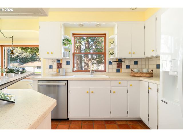 11614 Se 33RD Ave, Milwaukie, OR 97222