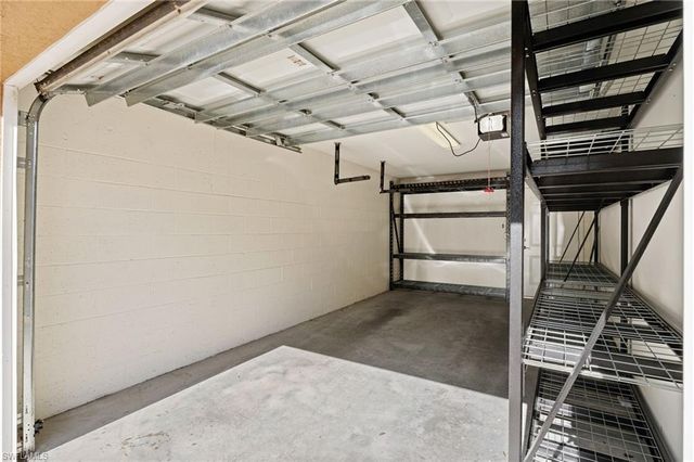 1076 Winding Pines CIR 101, Cape Coral, FL 33909