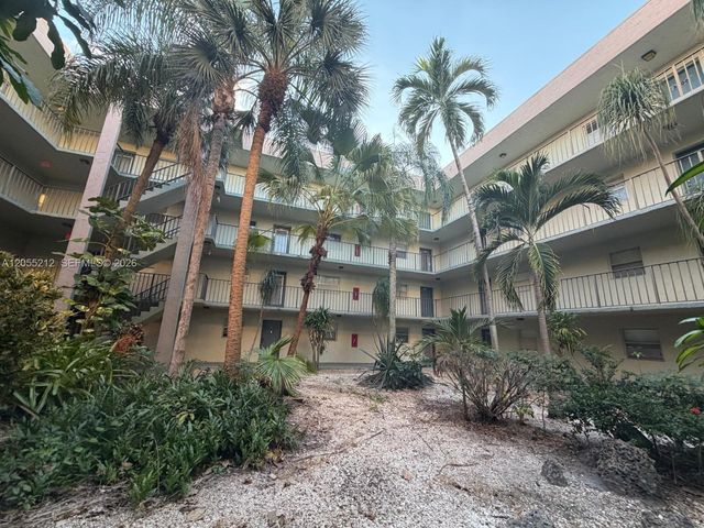 1820 SW 81st Avenue 3107, North Lauderdale, FL 33068
