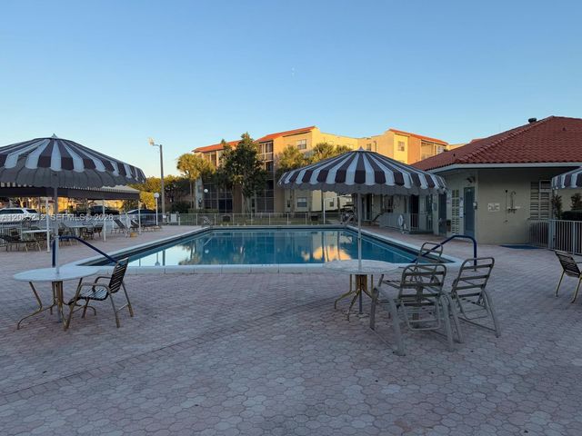 1820 SW 81st Avenue 3107, North Lauderdale, FL 33068