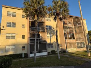 1820 SW 81st Avenue 3107, North Lauderdale, FL 33068
