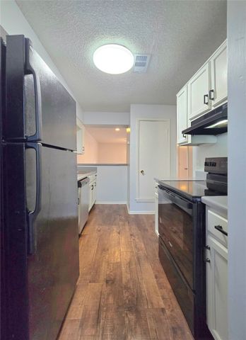 5801 Shadydell Drive 5803, Fort Worth, TX 76135